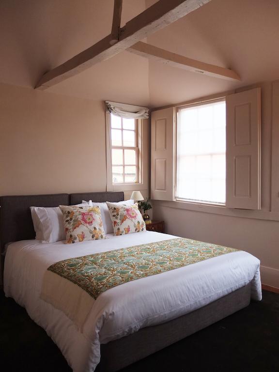 Mercador Guesthouse Порту Экстерьер фото