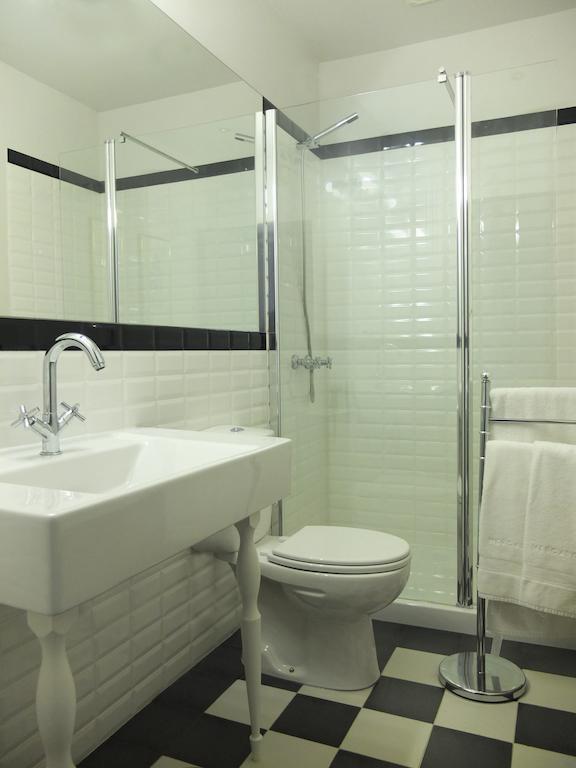 Mercador Guesthouse Порту Экстерьер фото